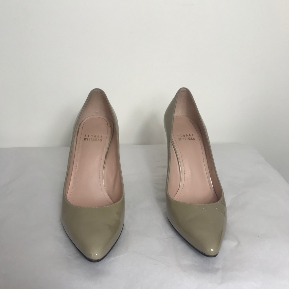 Stuart Weitzman Mid Heel Patent Leather Pump